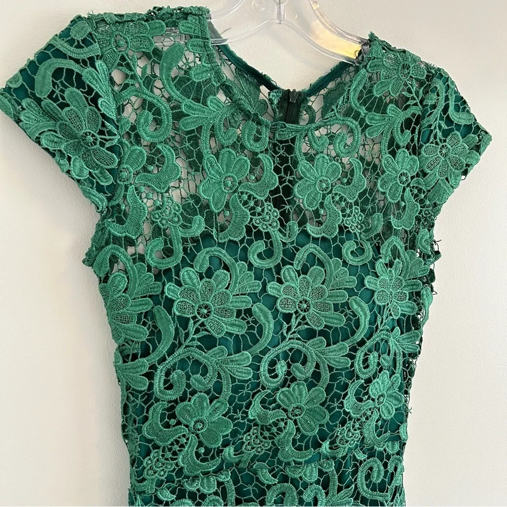 (SOLD) Emerald Green Lace Dress Size XS - Picture 3 of 12